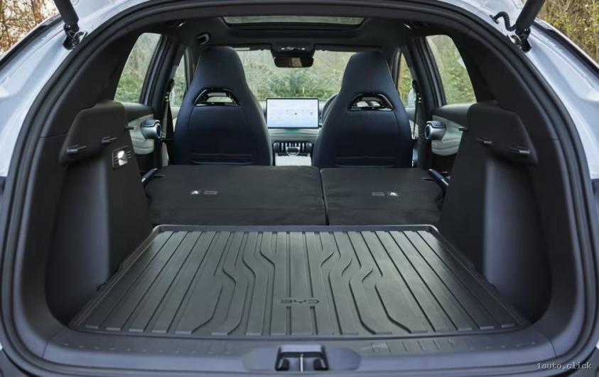Compartimentul de bagaje simplu BYD Atto 3